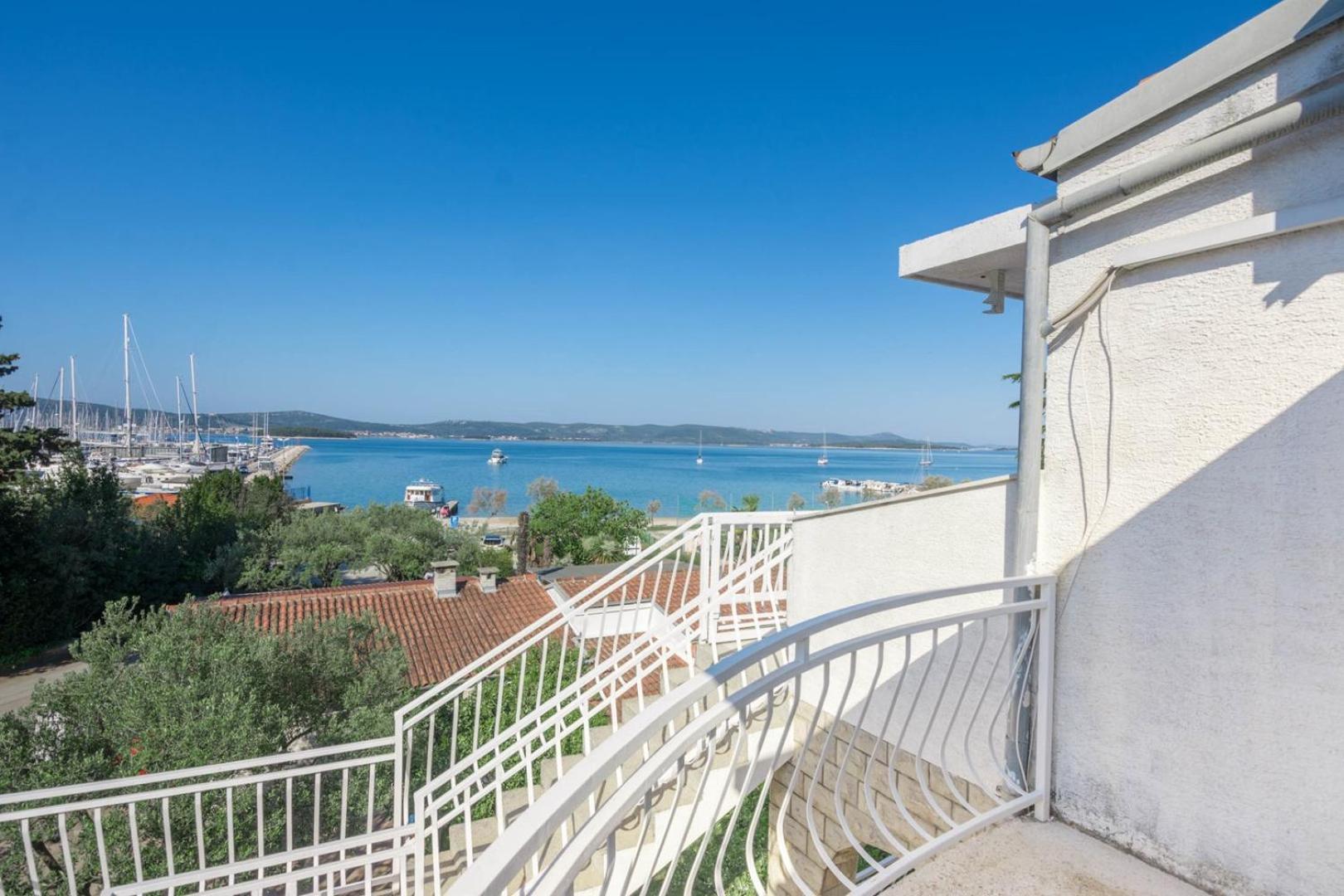 Apartment Rajna Biograd Na Moru Exterior foto